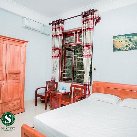 Nhat Son Guesthouse Lang Son Exteriör bild